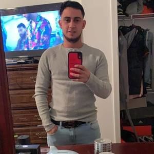 Meet your Posher, Vasquez